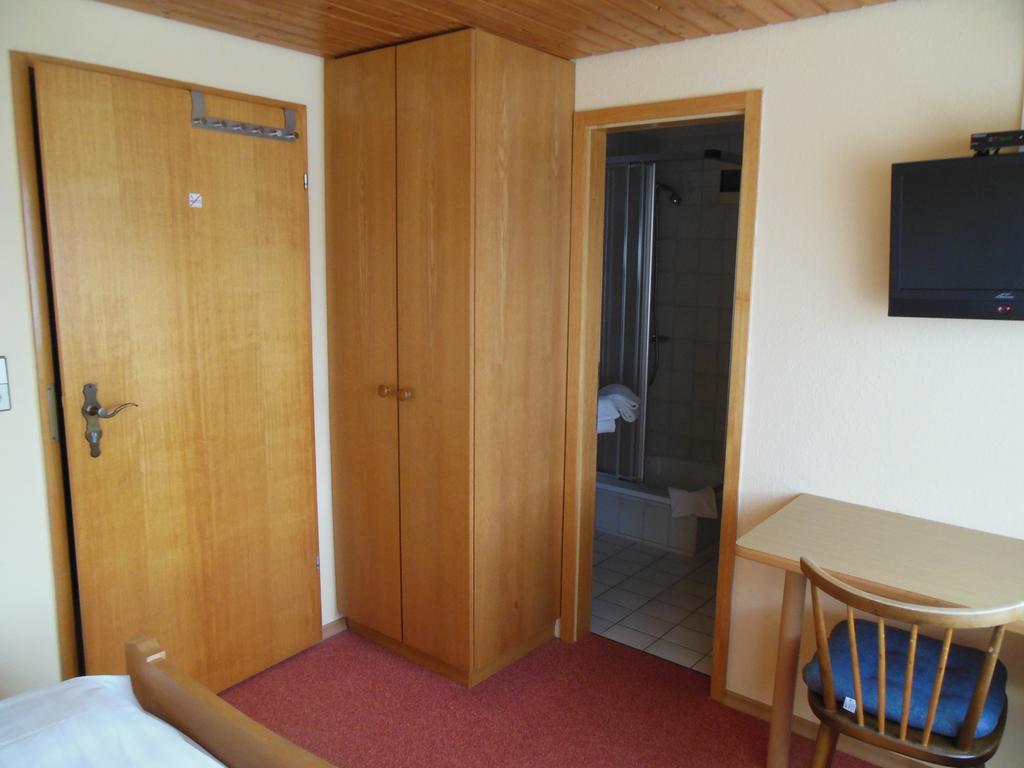 Grüner Baum Otel Stetten  Dış mekan fotoğraf